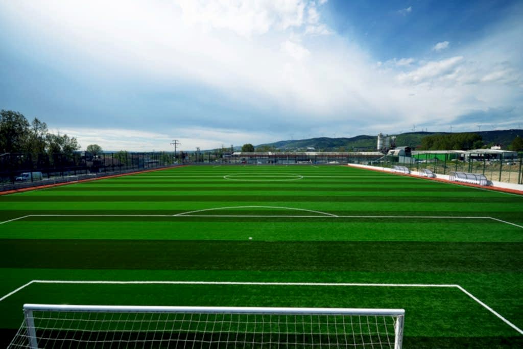 catalca kaleici nizami futbol sahasi 2