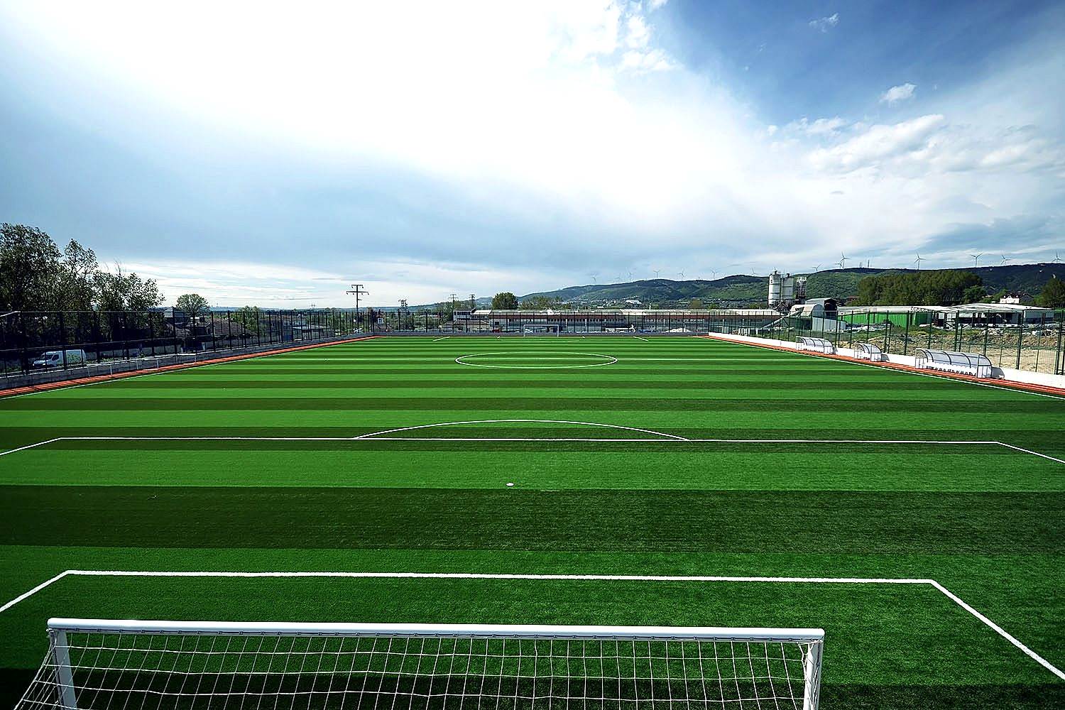 catalca kaleici nizami futbol sahasi 2