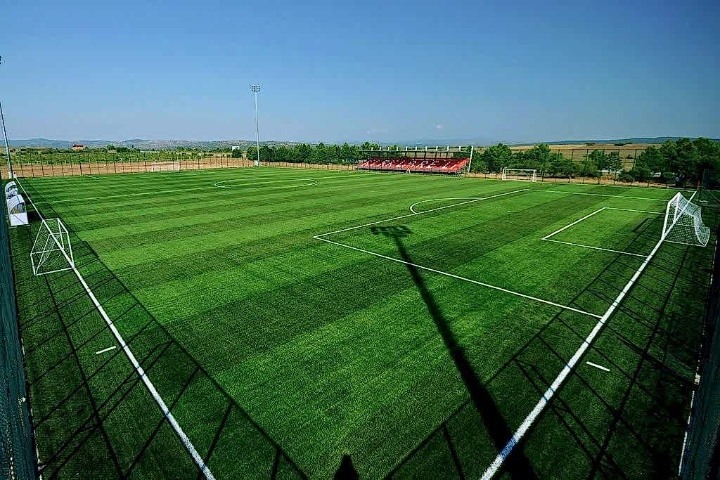 kirklareli tellakzade fifa futbol sahasi 4 son